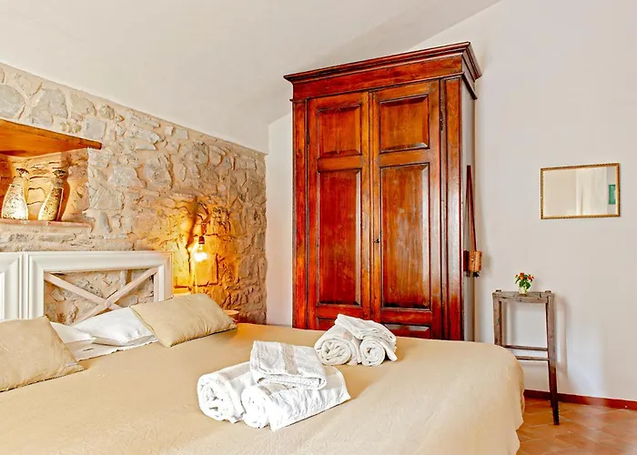La Gualda Vecchia Alloggi Di Charme Immersi Nel Giardino Emozionale, Extra Outdoor アパート *