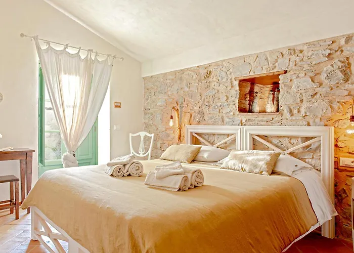 La Gualda Vecchia Alloggi Di Charme Immersi Nel Giardino Emozionale, Extra Outdoor アパート