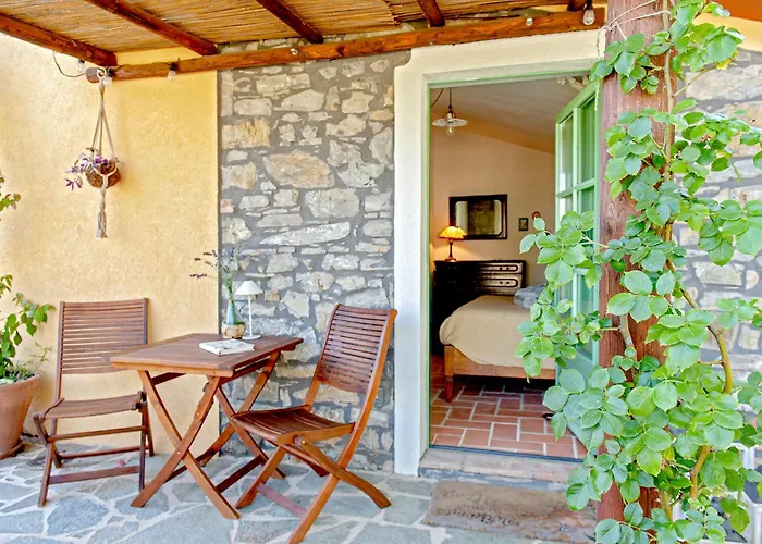 アパート La Gualda Vecchia Alloggi Di Charme Immersi Nel Giardino Emozionale, Extra Outdoor *